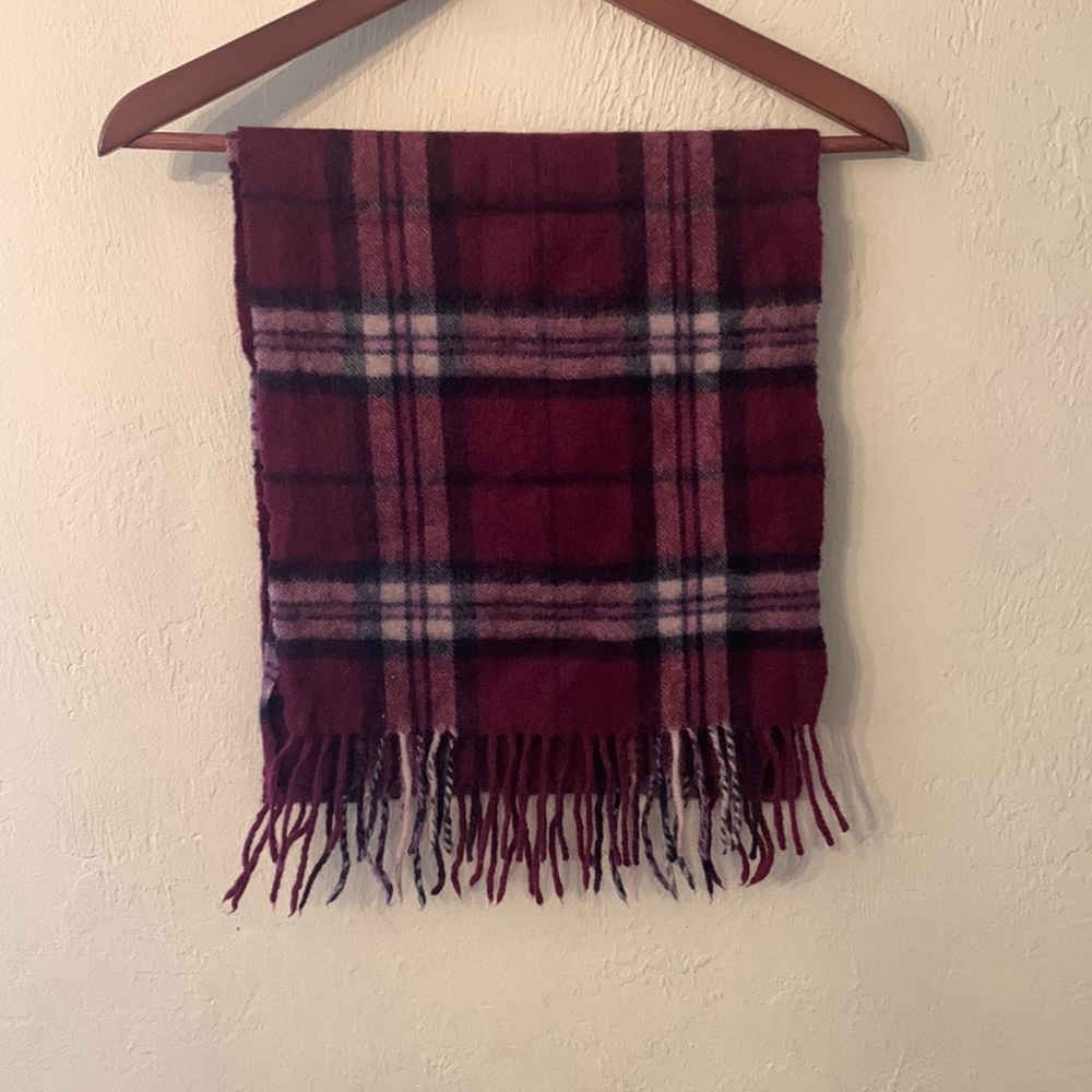 Edinburgh 100% lambs wool scarf